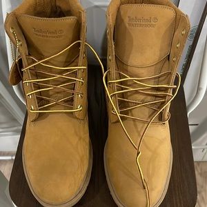 Brand new, never worn Timberland Boots- Size 10 US - open to all offers.